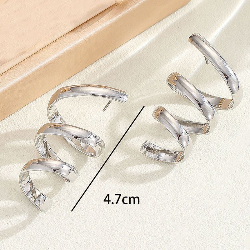 Fashionable Minimalist High-End Metal Earrings With Elegant Temperament_ipsvogv.com
