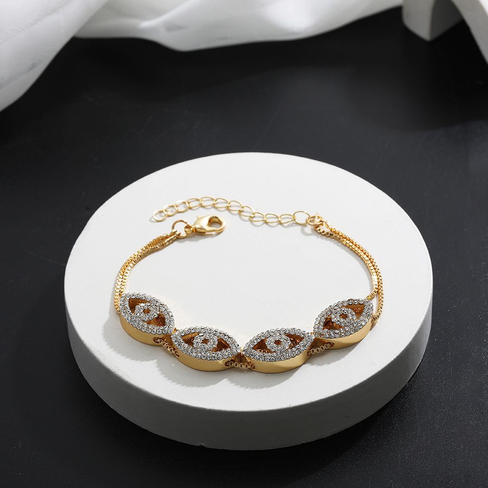 Women’s Jewelry Set Fashion Personality Temperament New Flower Zircon Bracelet Ins Cold Style Women's Light Luxury Fashion Bracelet Jewelry_ipsvogv.com
