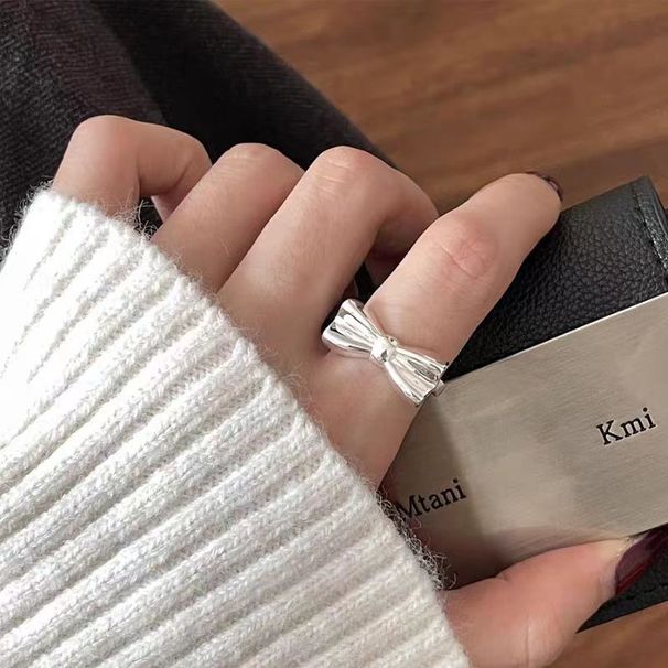 New Moonlight Round Bow For Women, Light Luxury, Fashionable, Gentle, Sweet, Cool, High End, Open Mouth Finger Ring_ipsvogv.com