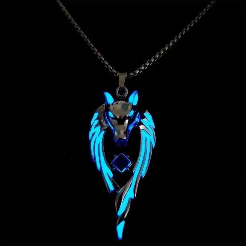 Popular domineering luminous Wolf King necklace men and women ins personalized disco jumping pendant hip hop design sense sweater chain fashion_ipsvogv.com