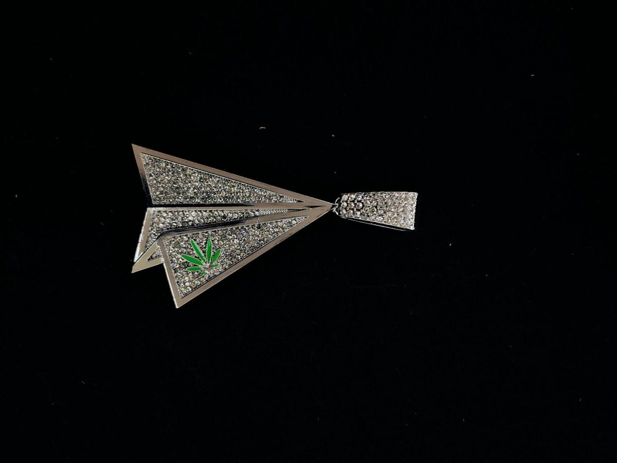 New Aircraft Shaped Pendant Cuban Necklace For Men's Street Three-dimensional Paper Airplane Decoration Chain_ipsvogv.com