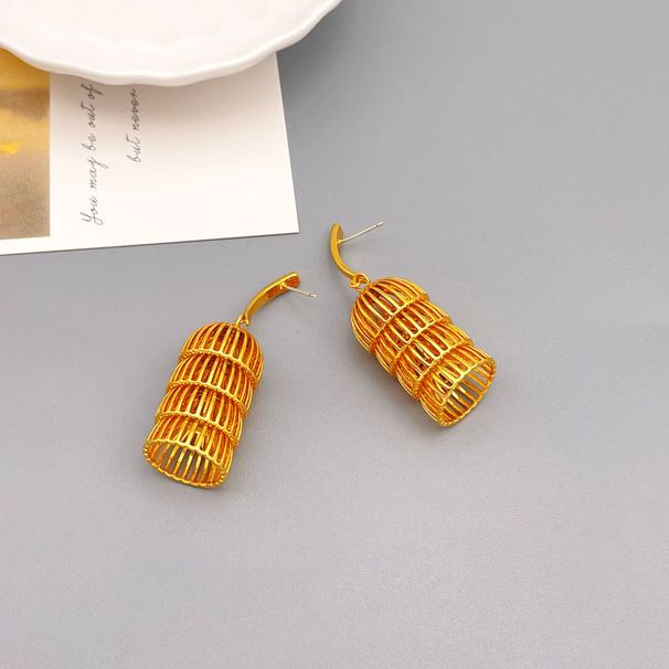Long hollowed out emi-circular wind chime, niche luxury ilver needle earring, copper plated real gold ear_ipsvogv.com