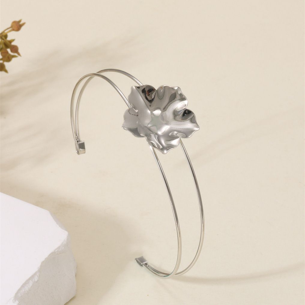 Metal Style Flower Leaf Petal Open Bracelet Elegant Fresh Simple Personality High-end Sense Jewelry For Women_ipsvogv.com