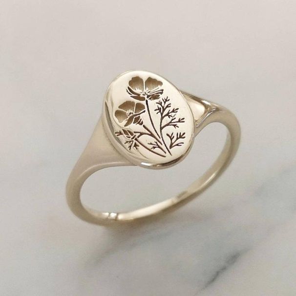 Sanjie Creative Flower Fashion Carving Ring_ipsvogv.com