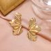 Retro Exaggerated Golden Flower Stud Earrings Simple Temperament Matte Irregular Petal Earrings Alloy Earrings for Women_ipsvogv.com