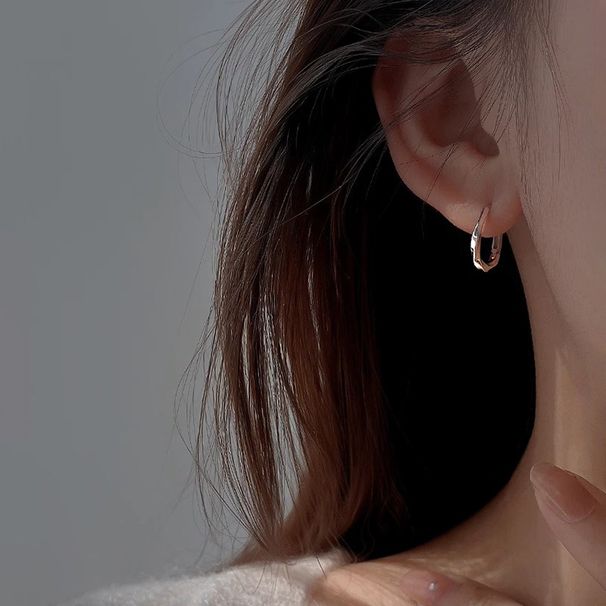 999 Pure Silver Plain Hoop Earrings Women Mobius Ring Ear Buckle Irregular Earrings_ipsvogv.com