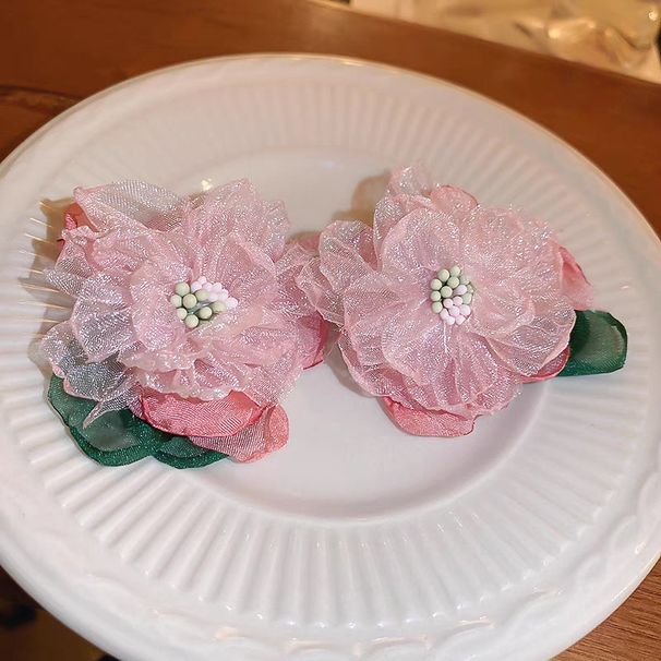 Pink Flower Exaggerated Earrings Seaside Holiday Earrings 2024 New Style Super Fairy Temperament Niche Unique Ear Clip Earrings_ipsvogv.com