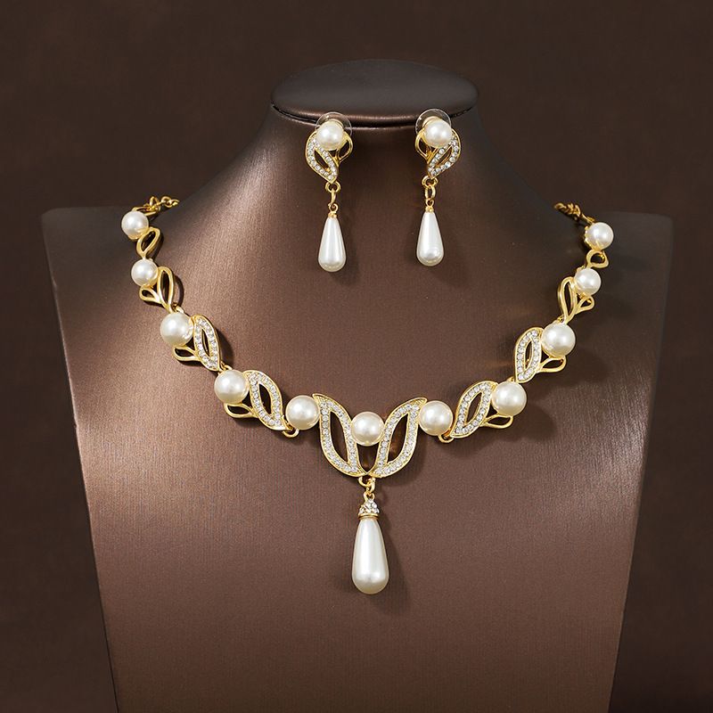 Pearl Necklace Earring Set For Women's Fashionable Temperament, Alloy Droplet Shaped Bride Dress Accessories_ipsvogv.com