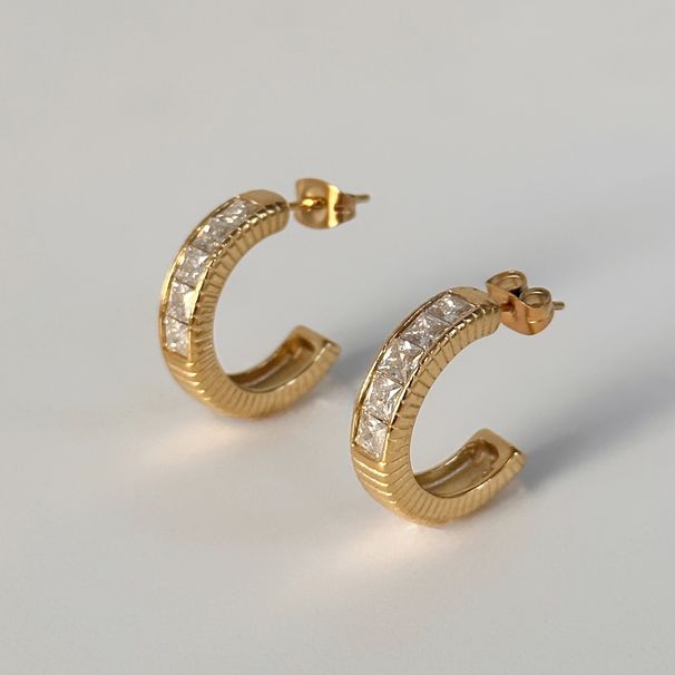 Spot Fashionable Niche Ins18k Gold Plated Titanium Steel Emerald Zircon Crescent Earrings_ipsvogv.com