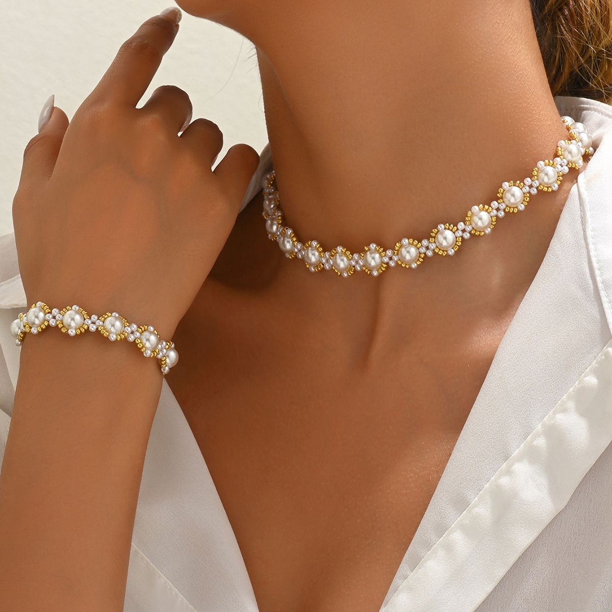 Geometric style women's bead bracelet, niche high-end design, long necklace jewelry set_ipsvogv.com