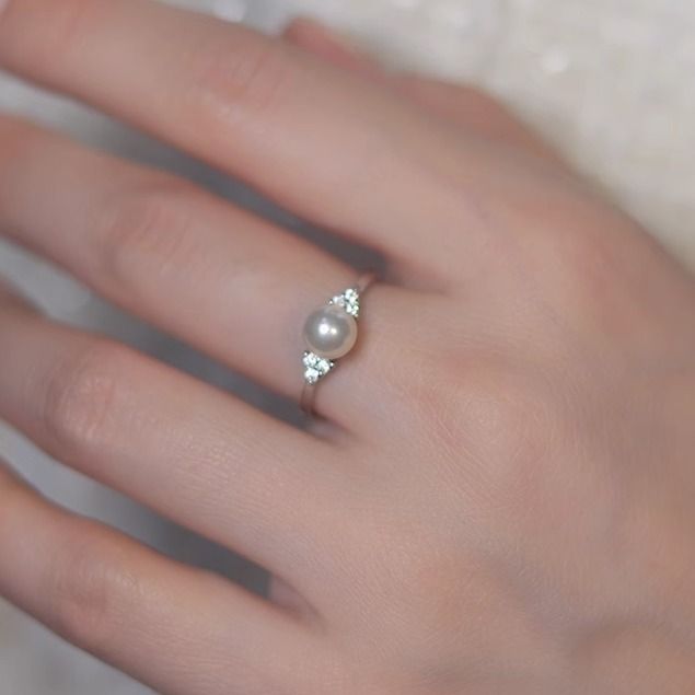 Denise 'Angel' Adjustable Light Bulb Fashionable Artificial Pearl Ring Gift, Small And Fresh Temperament_ipsvogv.com