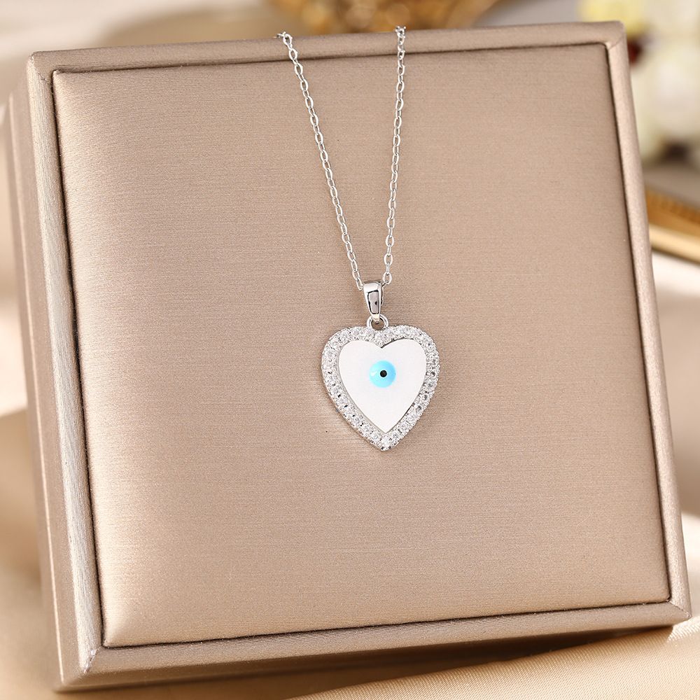 Heart Shaped Devil's Eye Necklace, Female Personality, Fashion Trend, Coldness Style, Zircon Pendant Jewelry_ipsvogv.com