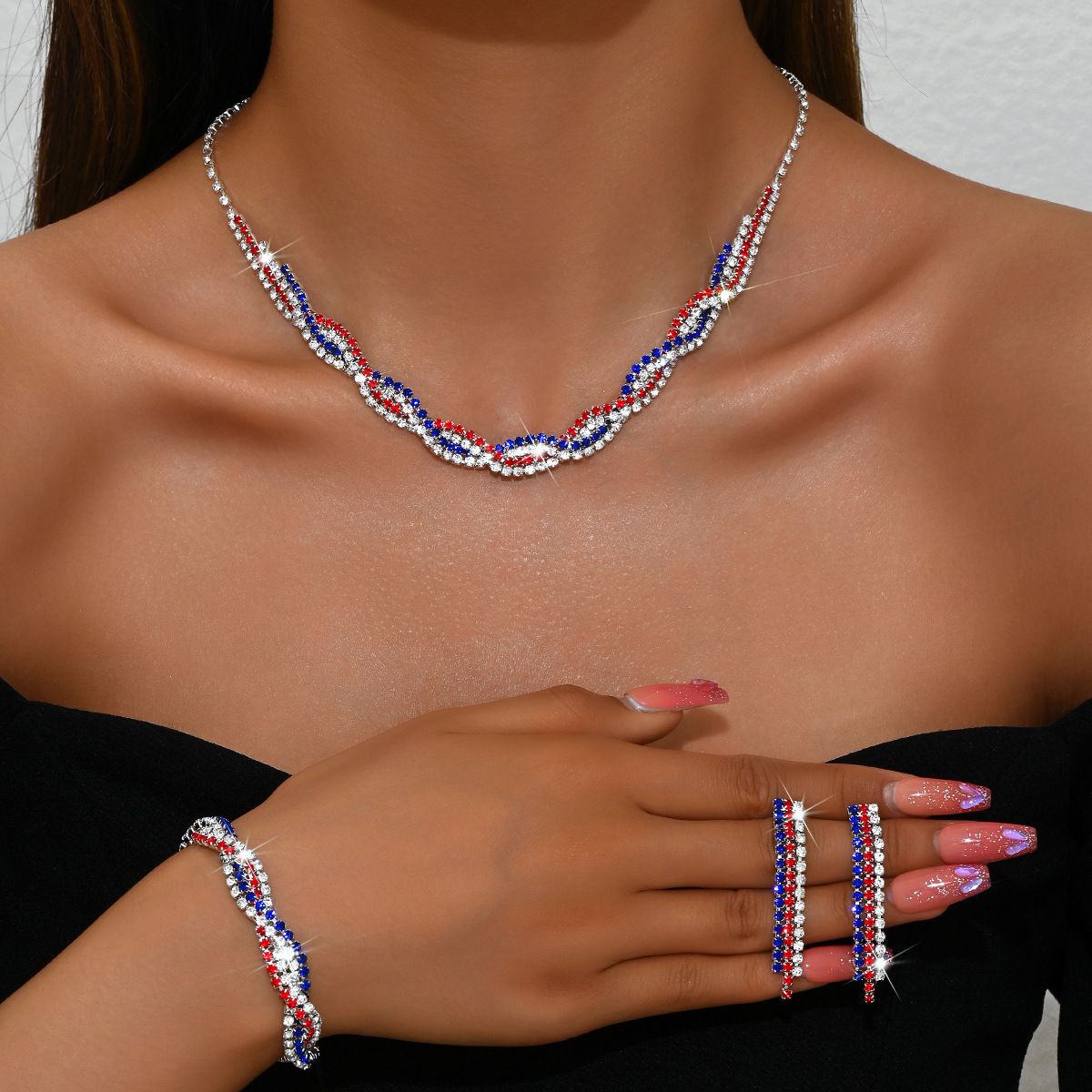 Women’s Jewelry Set Fashion Jewelry Set Hot Sale Exquisite Rhinestone Clavicle Chain Evening Claw Chain Necklace Earrings Bracelet Set_ipsvogv.com