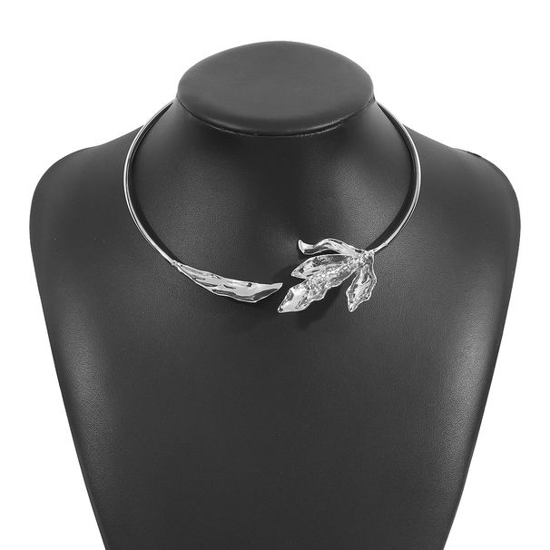 N12254 Personalized and Fashionable Leaf Necklace New Neck Choker Open Collar Clavicle Chain_ipsvogv.com