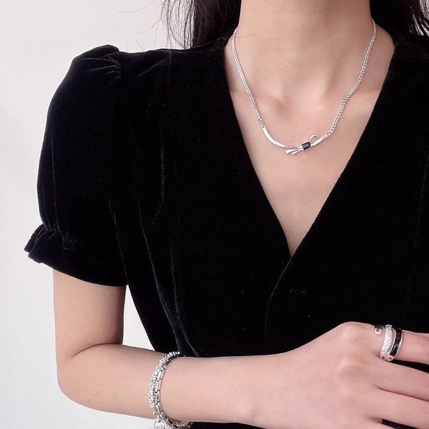 Korean Niche Design Bow Necklace, Women's Minimalist Style, Fashionable Temperament, Trendy And Versatile Accessories,_ipsvogv.com