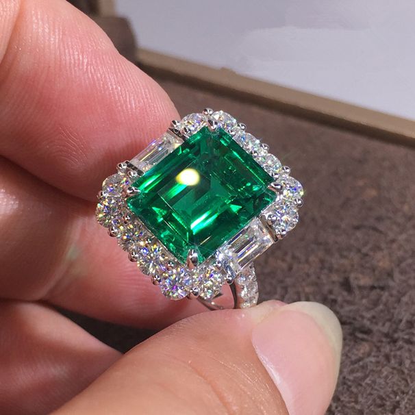 Cao Shi's New High-end Temperament Geometric Simulation Luxury Style Atmospheric Design Noble Ring_ipsvogv.com
