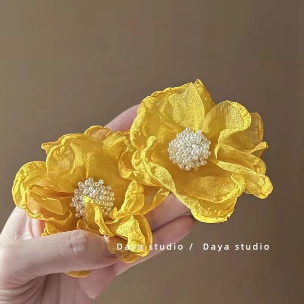 Moonlight Soft Gauze Atmosphere French Retro Chiffon Pearl Flower Earrings Exaggerated High End Small Fairy Temperament_ipsvogv.com