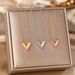 Korean Version Of Fashionable V-shaped Necklace For Women's Instagram With Cool Niche Design. It Is A Trendy And_ipsvogv.com