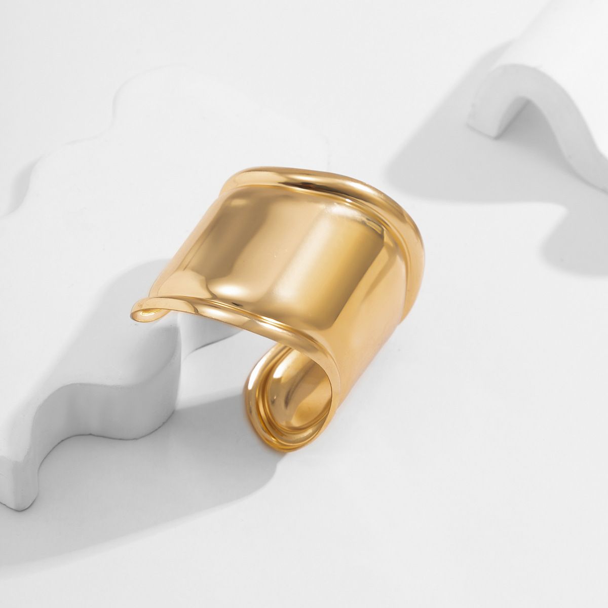 Irregular And Exaggerated Three-dimensional Wide For Female Personality, Geometric Metal Glossy Bracelet_ipsvogv.com