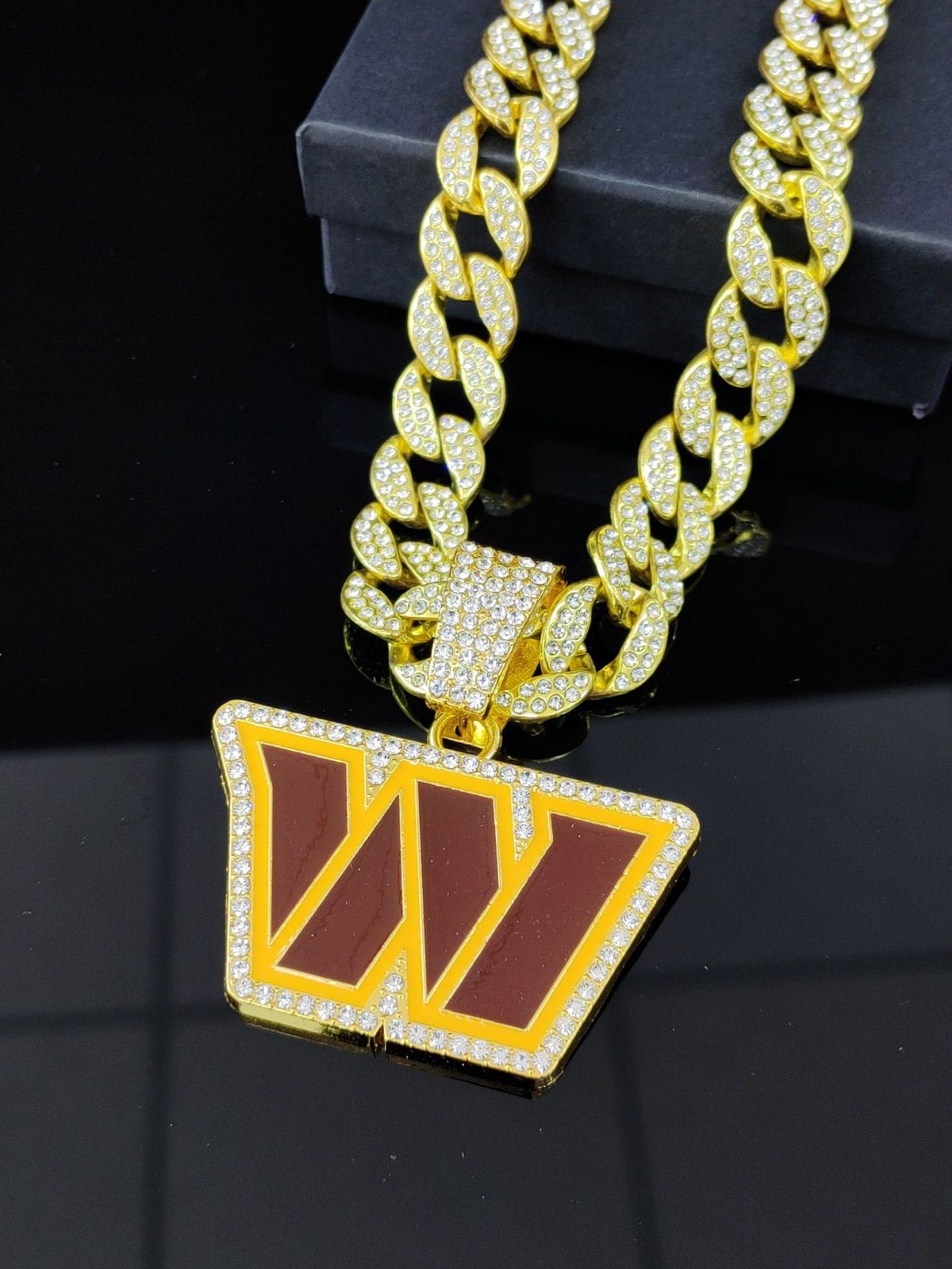 Fashion Trend Letter W Rugby Team Necklace Accessories Men's Hip Hop Full Diamond Cuban Chain_ipsvogv.com