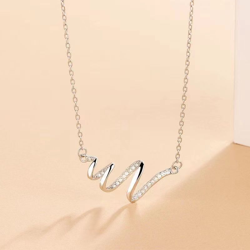 Heartbeat Water Ripple Necklace For Women New Year Simple Fashion Light Luxury High-end Niche Design Ribbon Clavicle_ipsvogv.com
