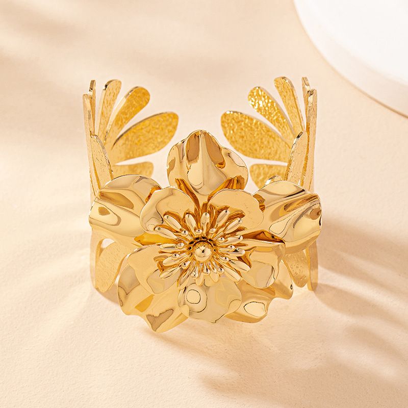 Round flower women's bracelet French personalized leaf hand jewelry_ipsvogv.com