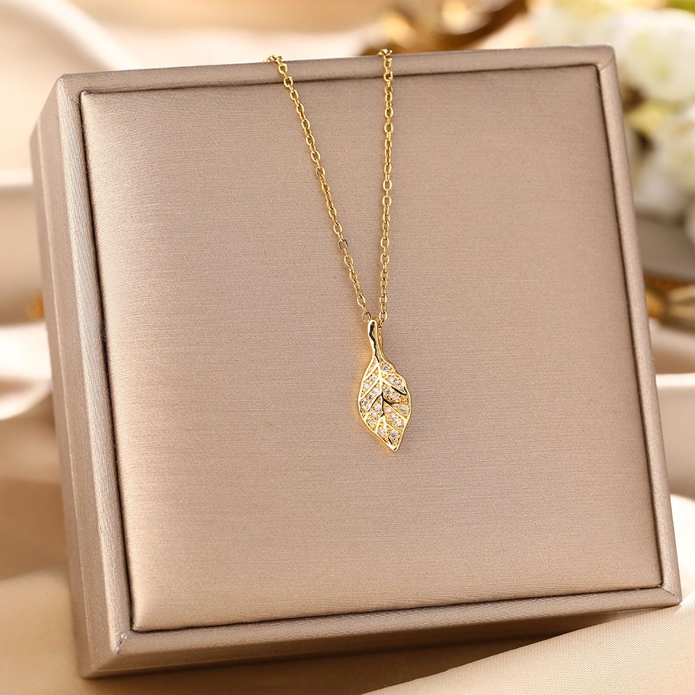 Internet Celebrity Live Streaming New Small Titanium Steel Necklace For Women With A Sense Of Luxury, Simple And_ipsvogv.com