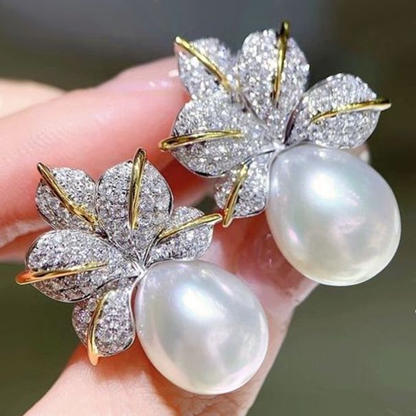 Cao Shi' Leaf Pearl Are Parkling And Inlaid With Zircon Earring. Women' Light Luxury Tyle Elegant_ipsvogv.com