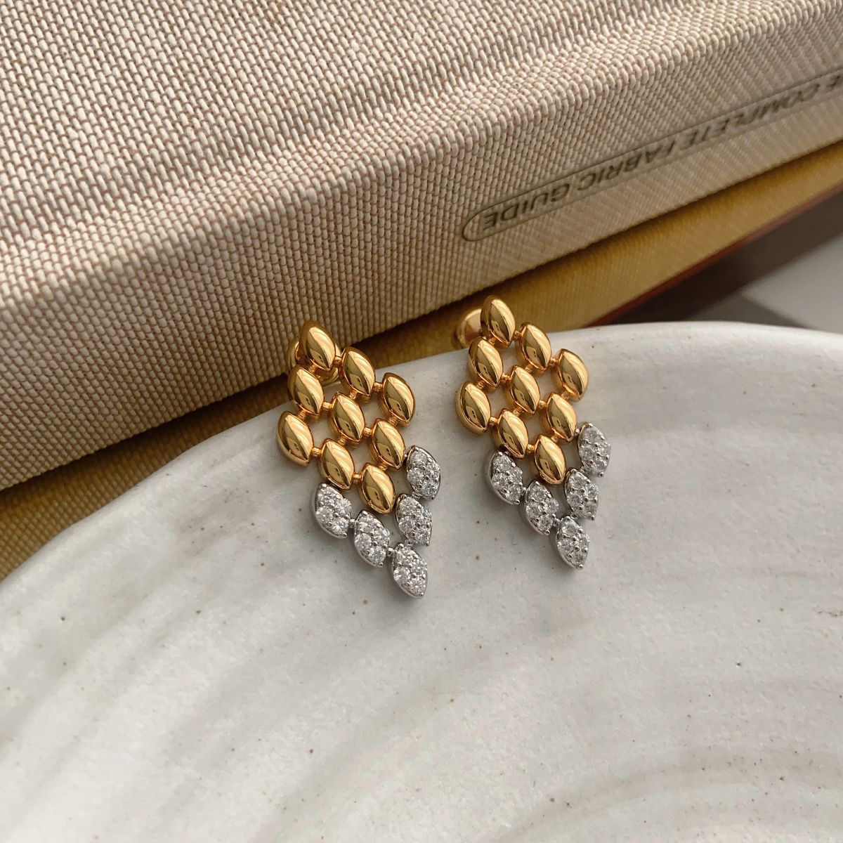 Light Luxury Heavy Diamond Diamond Stitching Earrings For Women S925 Sterling Silver Needle Fashion Elegant Temperament High End Earrings_ipsvogv.com
