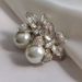 Cao Shi's Autumn And Winter New Bicolor Lily Flower For Women's Light Luxury Temperament Pearl Personalized_ipsvogv.com