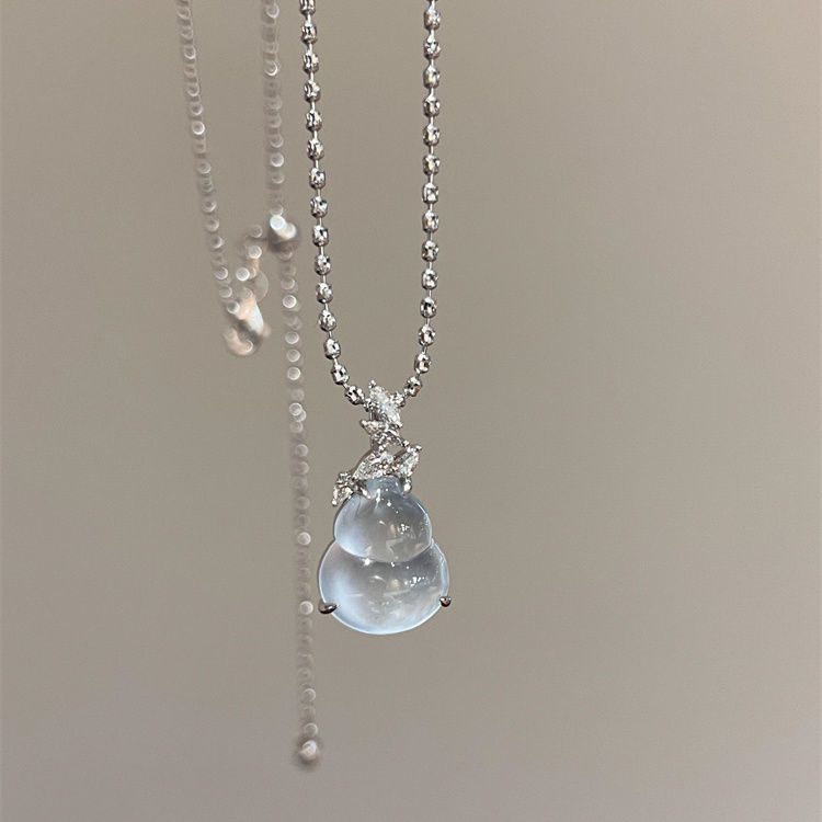 New Matte Silver Ribbon Bow Necklace INS Niche Design Sweet Simple Clavicle Chain Elegant Choker_ipsvogv.com