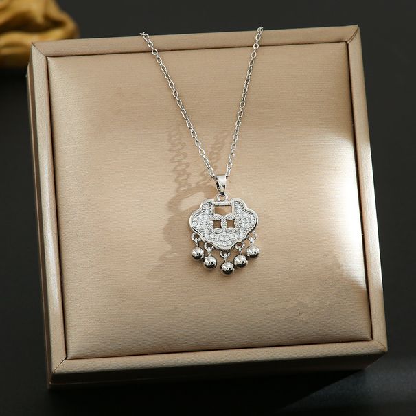 The Same Chinese Style Long-life Lock Pendant Titanium Steel Necklace For Women Is Versatile And Small In Design._ipsvogv.com