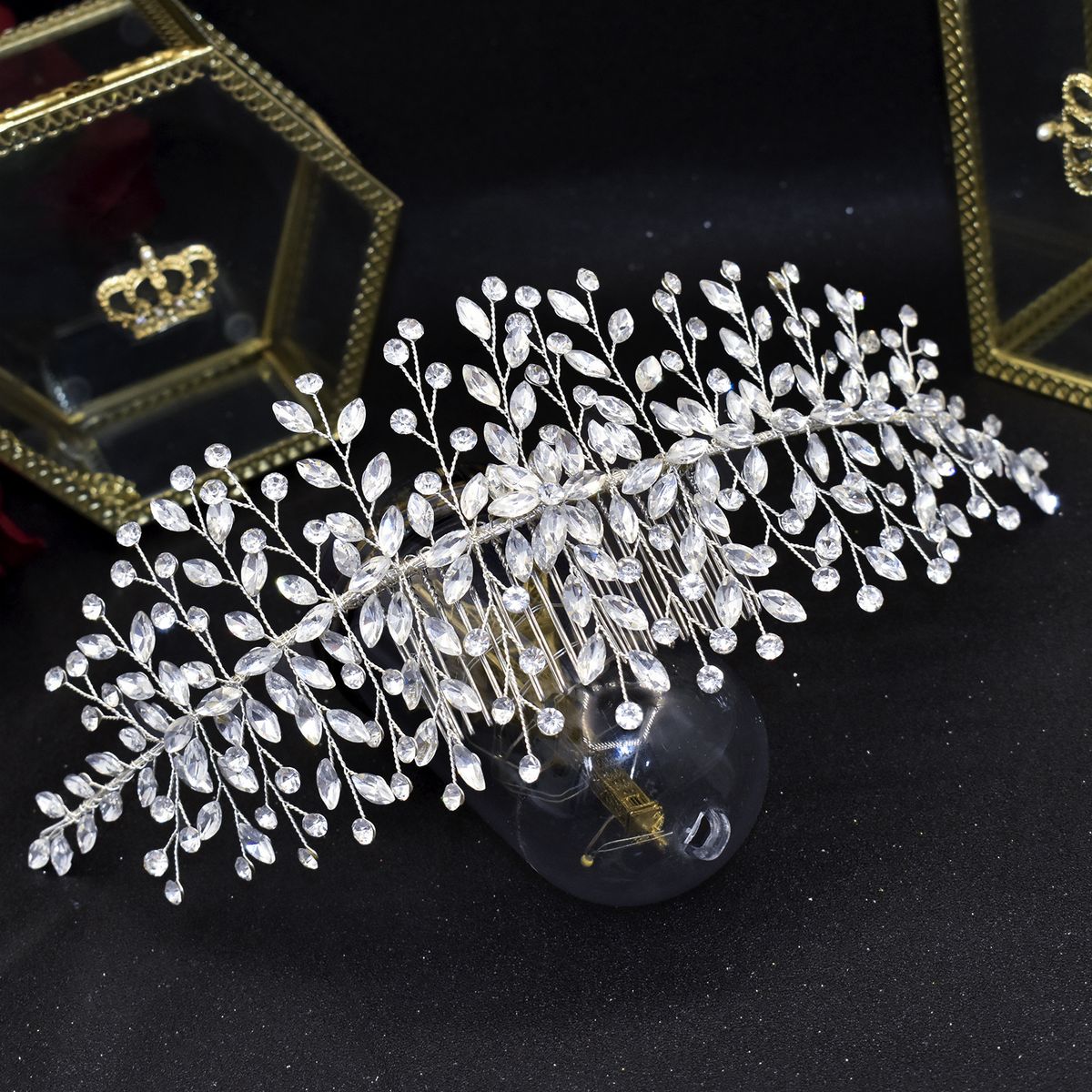 New Headwear Bridal Dress Accessories Handmade Rhinestone Comb Wedding Dress Hair Accessories_ipsvogv.com