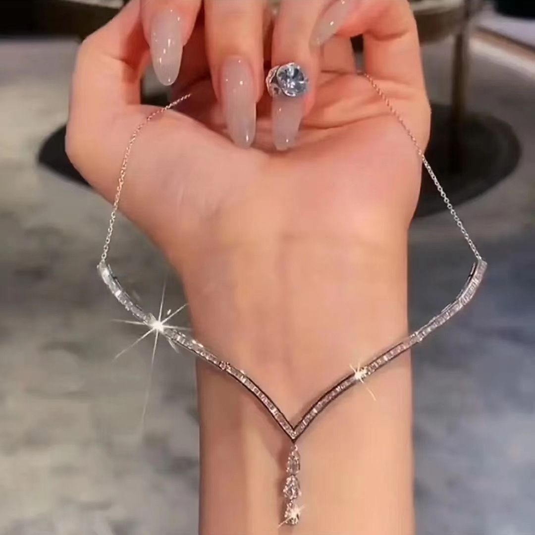 Live Broadcast Fashion Temperament Character Y Word High Carbon Diamond Water Drop Teardrop Zircon Explosion_ipsvogv.com