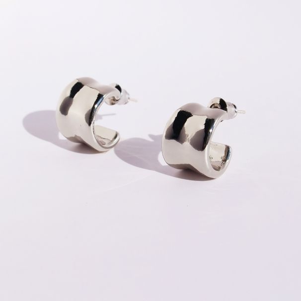Women's Jewelry Niche Fashionable Mirror Irregular Wide Version C Shaped Earrings Cold Style Fashion Simple Personality Versatile Earrings_ipsvogv.com