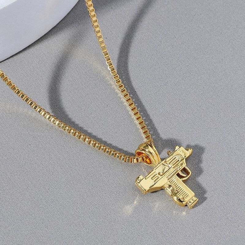 retro men's clothing accessories necklace pendant AK47 gun pendant fashion jewelry can be a generation_ipsvogv.com