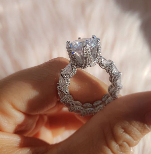 Sanjie 2020 Alloy Inlaid Zircon Ring INS Women's Packaging Clothing Accessories_ipsvogv.com