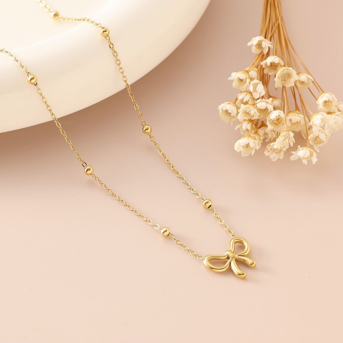 New Fashionable Niche Design, High-end Sense, Simple And Versatile Butterfly Bow, Titanium Steel Neckl, Women's_ipsvogv.com