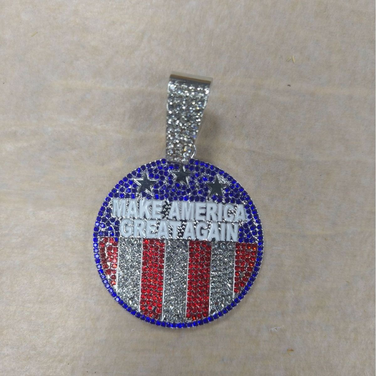Round Brand Drip Oil White Make America Create AGAIN Letter Alloy Men's Necklace_ipsvogv.com