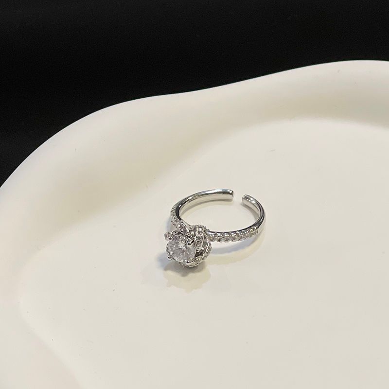 six Light Luxury High-end Fiery Color Claw Zircon Female Ice Queen Holding Flower Diamond Ring, Luxurious Wedding Ring ,_ipsvogv.com