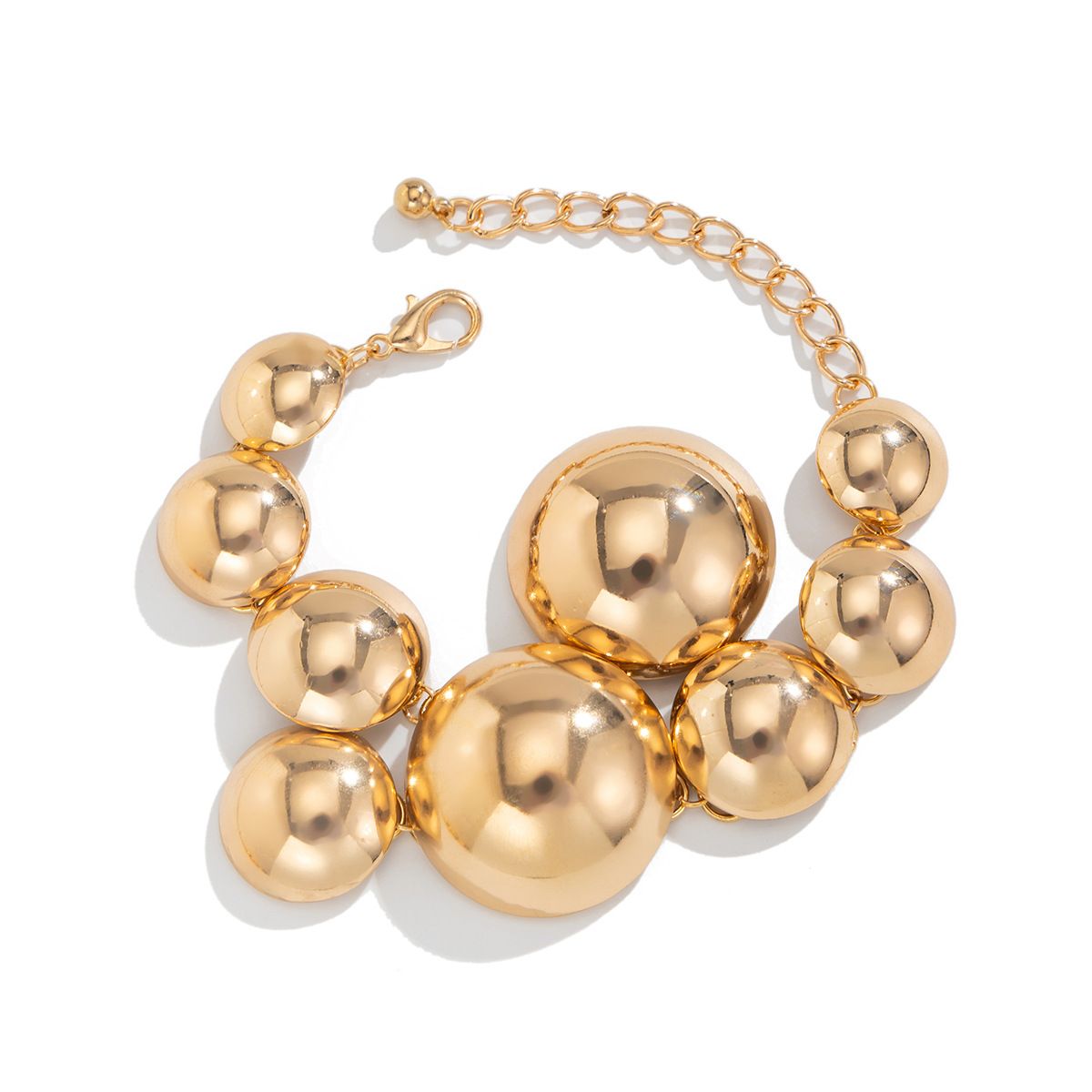 Fashionable Texture Metal Smooth Round Pendant With Heavy Chain And Collarbone Necklace Design_ipsvogv.com