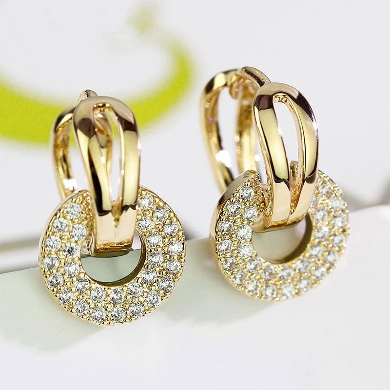 Cao Shi Early Summer Fashion Korean Edition Women's Ring Round Micro Inlaid Zircon Ear Buckle Versatile High End Short_ipsvogv.com
