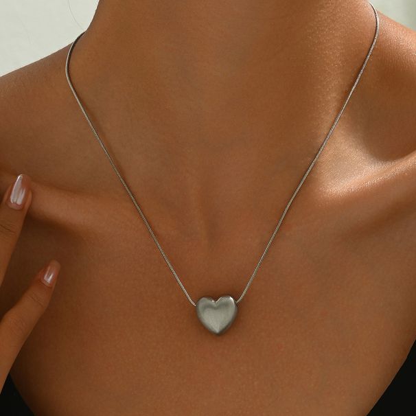 2024 Winter New Small Fragrant Women's Necklace with Geometric Love and Unique Shape Design, Clavicle Chain, Versatile_ipsvogv.com